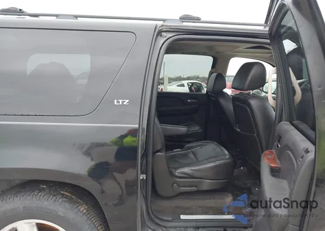 2009 Chevrolet Suburban 1500 Ltz z USA, uszkodzony, nr VIN 1GNFC36039R182142